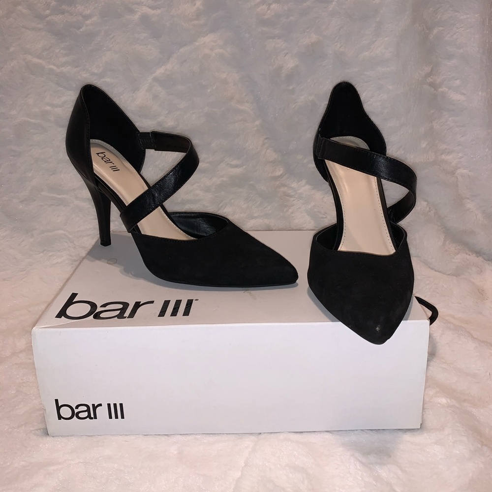 Bar ||| Black Heels.